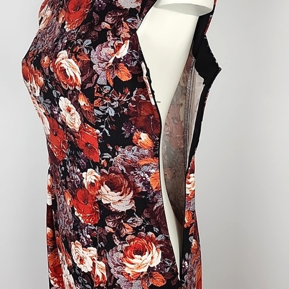 London Times Red Black Cream  Floral Print Sheath Dress Capped Sleeves Size 4 - Picture 6 of 15